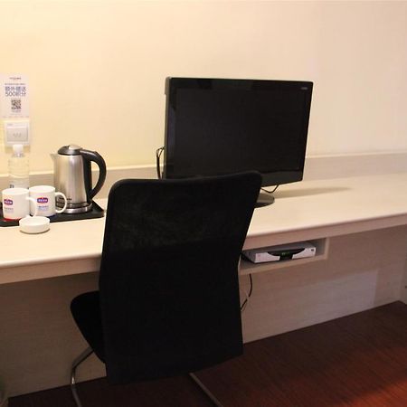 Hanting Express Qingdao South Chongqing Road Ngoại thất bức ảnh