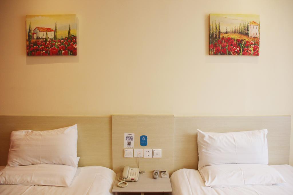 Hanting Express Qingdao South Chongqing Road Phòng bức ảnh