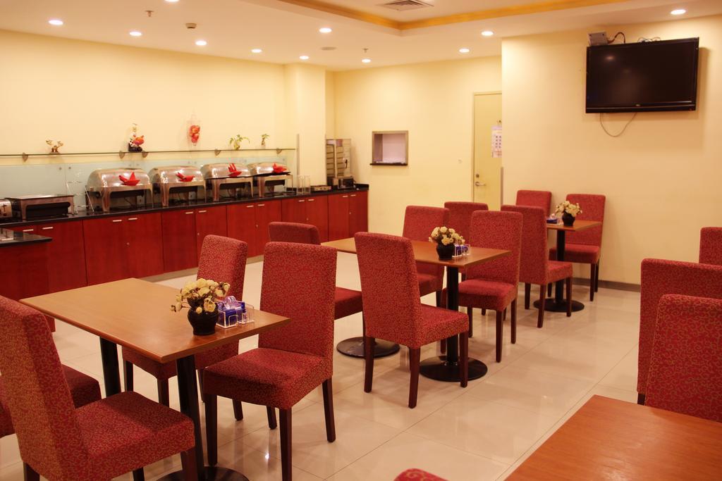 Hanting Express Qingdao South Chongqing Road Ngoại thất bức ảnh